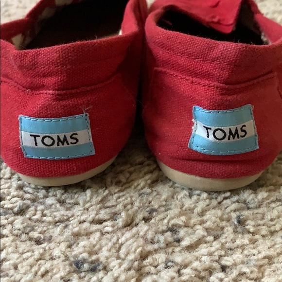 Red Toms size 7 - Picture 5 of 6